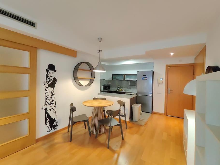 Cozy Apartment Forum Beach Sant Adria de Besos Εξωτερικό φωτογραφία